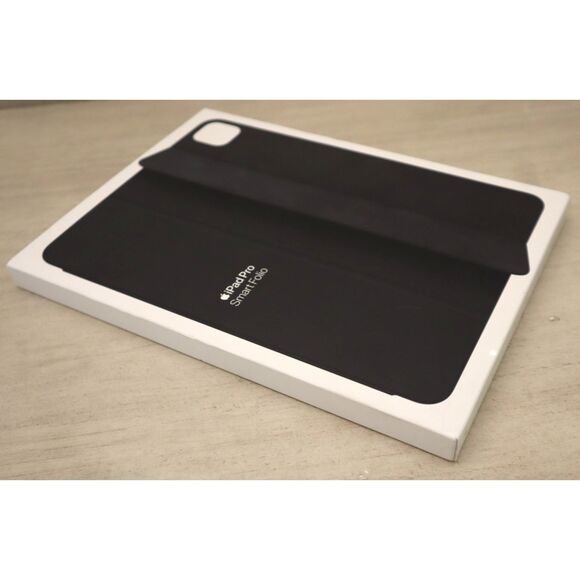 Apple Smart Folio Case for iPad Pro 11" (4th/3rd Gen) - Black MJM93ZM/A - Picture 8 of 9